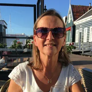 Cherche garde d'enfants dans le secteur Comines Belgique