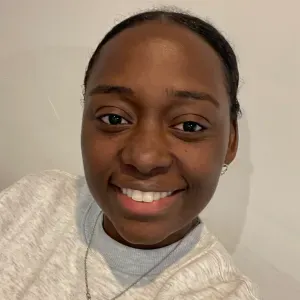 Empregada de Limpeza Profissional é Responsável em Setúbal 