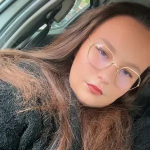 Assistante de vie au familles 