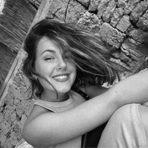 Empleada de limpieza o niñera en Granada.