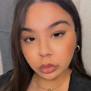 Aide aux devoirs par Amina, 24 ans – 2 ans d'expérience 