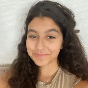 Baby-sitter expérimentée à Paris