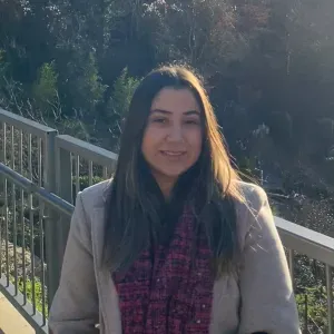 Baby-sitter expérimentée en éducation de la petite enfance