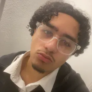 Baby-sitter jeune présent à Strasbourg 