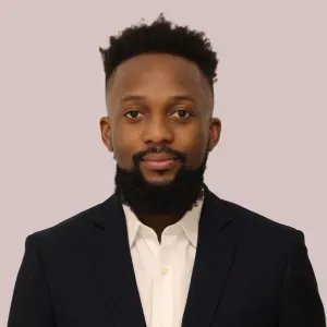 Baby Sitter de confiance à Plaisir