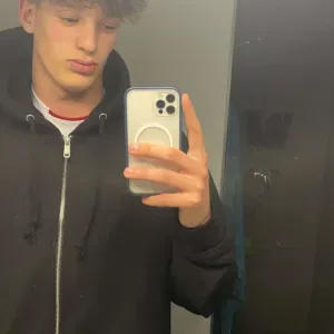 Baby sitter expérimenté dans le pays de gex 