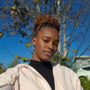 Explicadora empenhada em cascais