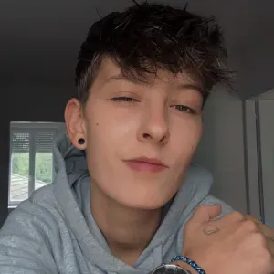 Baby sitter alentour Avricourt Sarrebourg 