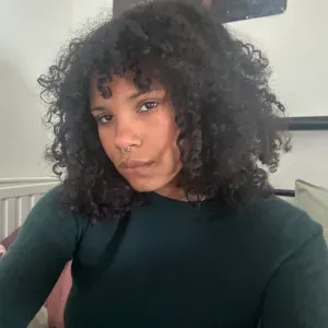 Baby sitter trilingue et motivé 