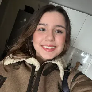 Babysitter em Coimbra, na zona de celas de preferência 