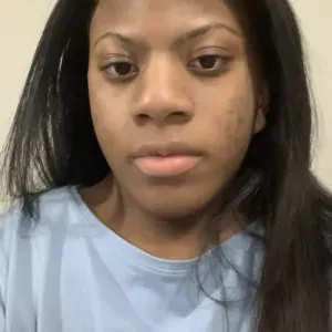 Jeune Baby-sitter 18 ans à Rosny-Sous-Bois