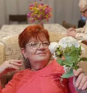 Jestem odpowiedzialna w opiece seniorów. 