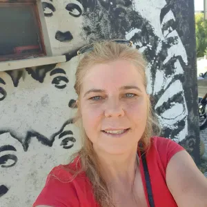 Babysitter com experiência em Aveiro