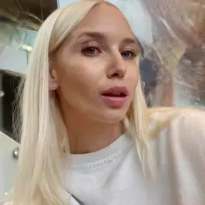 Opiekunka na pełny etat, dorywczo