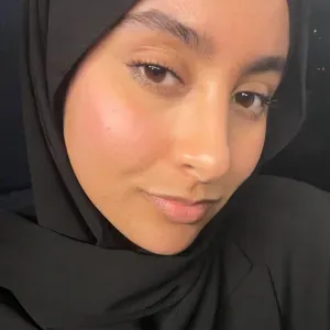 Baby-sitter disponible à Chauny