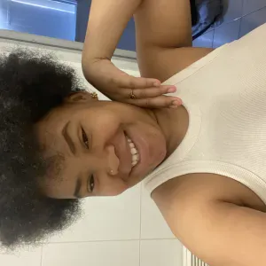 Baby-sitter qui s'y connaît en Essonne 