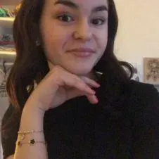 Baby-sitter expérimenté et fun 