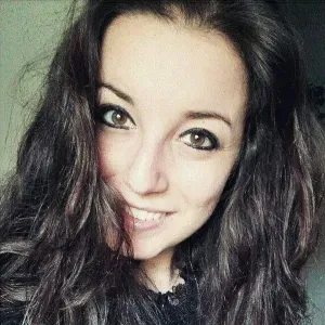 Addetta alle pulizie domestiche a La Spezia