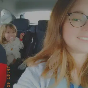 Recherche une nounou pour le dimanche