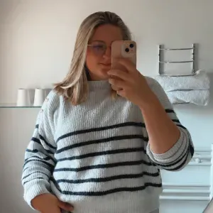 Baby-sitter près de l'haye du puit 