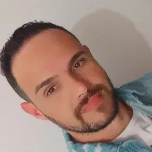 Babysitter com experiencia em Alcantarilha