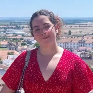 Empregada Doméstica (com experiência)