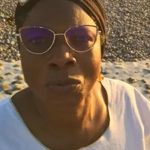 Baby-sitter expérimenté à Antony et Chatenay-Malabry