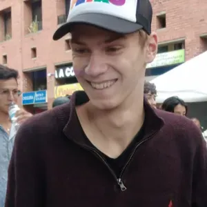 Baby-Sitter Lyon été 2025 - Jeune étudiant de 25 ans