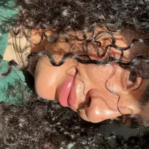 Baby-sitter expérimentée Canton de fribourg et alentours 