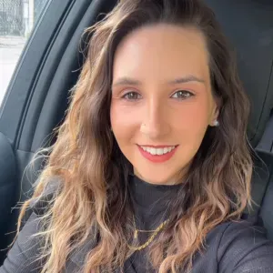 Babysitter distrito Aveiro disponível 