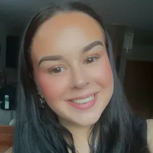 Baby-sitter diplômée en Aspirant nursing