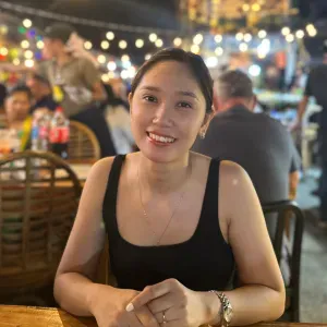 Filipina Babysitter and Nanny fluent in english
