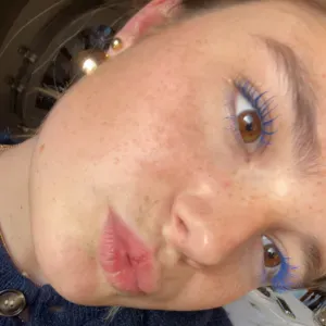 🧹 Jeune fille sérieuse propose aide ménagère