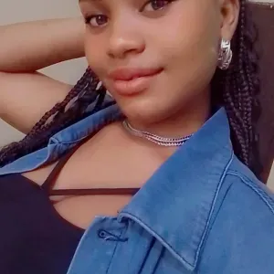Je cherche un travail de Baby siter