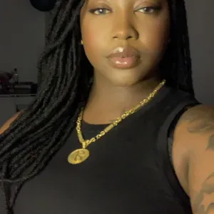 Baby -sitter à kourou, la ville spatiale 