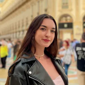 Baby-sitter disponible sur Paris, Levallois-Perret et Clichy