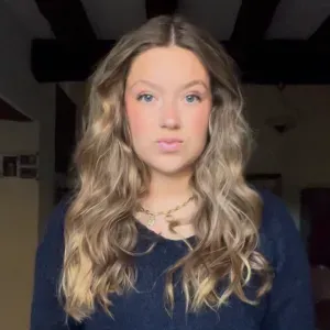 étudiante proposant de la remise à niveau 