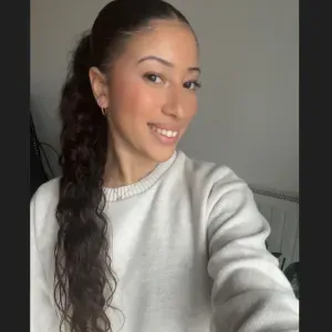 Babysitter disponible pour des gardes occasionnelles