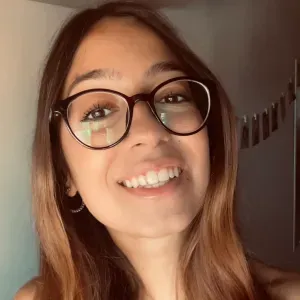 babysitter (educatrice) a Carini 