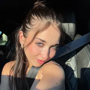 Babysitter neolaureata in ostetricia Verona e provincia