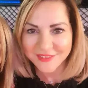 Aide à la personne , auxiliaire de vie , dame de compagnie