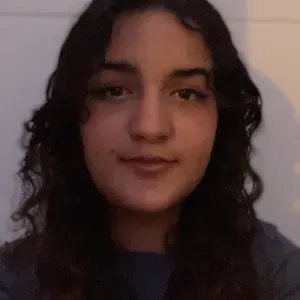 Baby-sitter motivée et attentionnée à Paris 