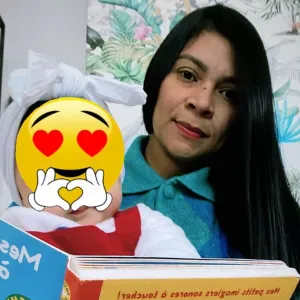 GARDE D'ENFANTS À DOMICILE  ET AIDE À DOMICILE