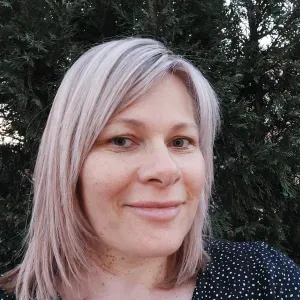 Garde enfants Mercredis matins secteur Montmerle sur Saône.