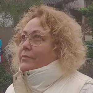 Empregada de Limpeza e Governanta com Experiência