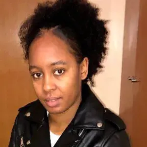 Babysister com 7 anos de esperiencia em lisboa