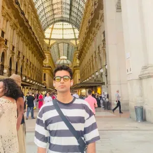 Experienced Multilingual Live-In Tutor & Academic Mentor