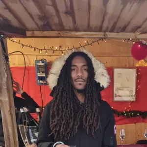 Éducateur canin et Garde D'animaux 