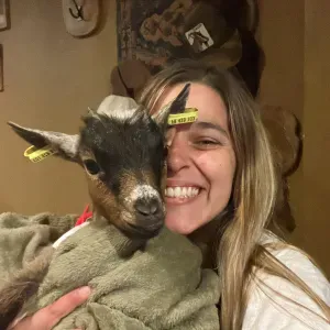 Étudiante pet sitter 28 ans entre vignes 