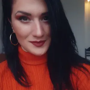 Super cool Baby sitter